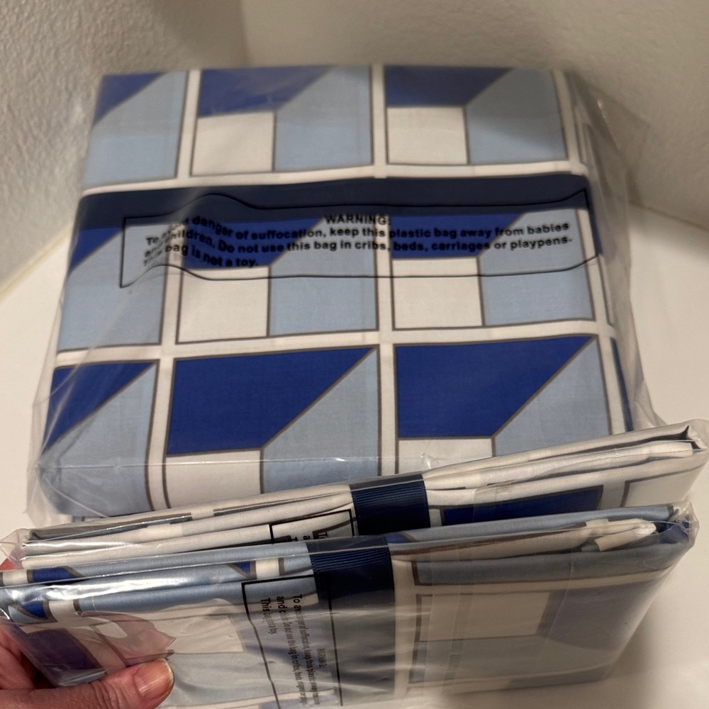 Jonathan Adler Pop Sorrento Blue Sateen Duvet set and Euro‎ Shams